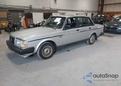 1988 Volvo 244 Dl/Gl from USA, damaged, VIN YV1AX8843J1327701